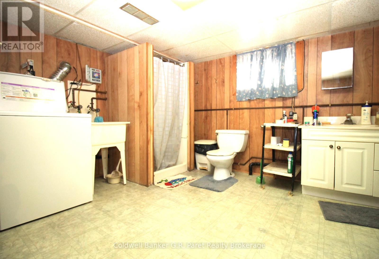 264 JOHN STREET S - 31