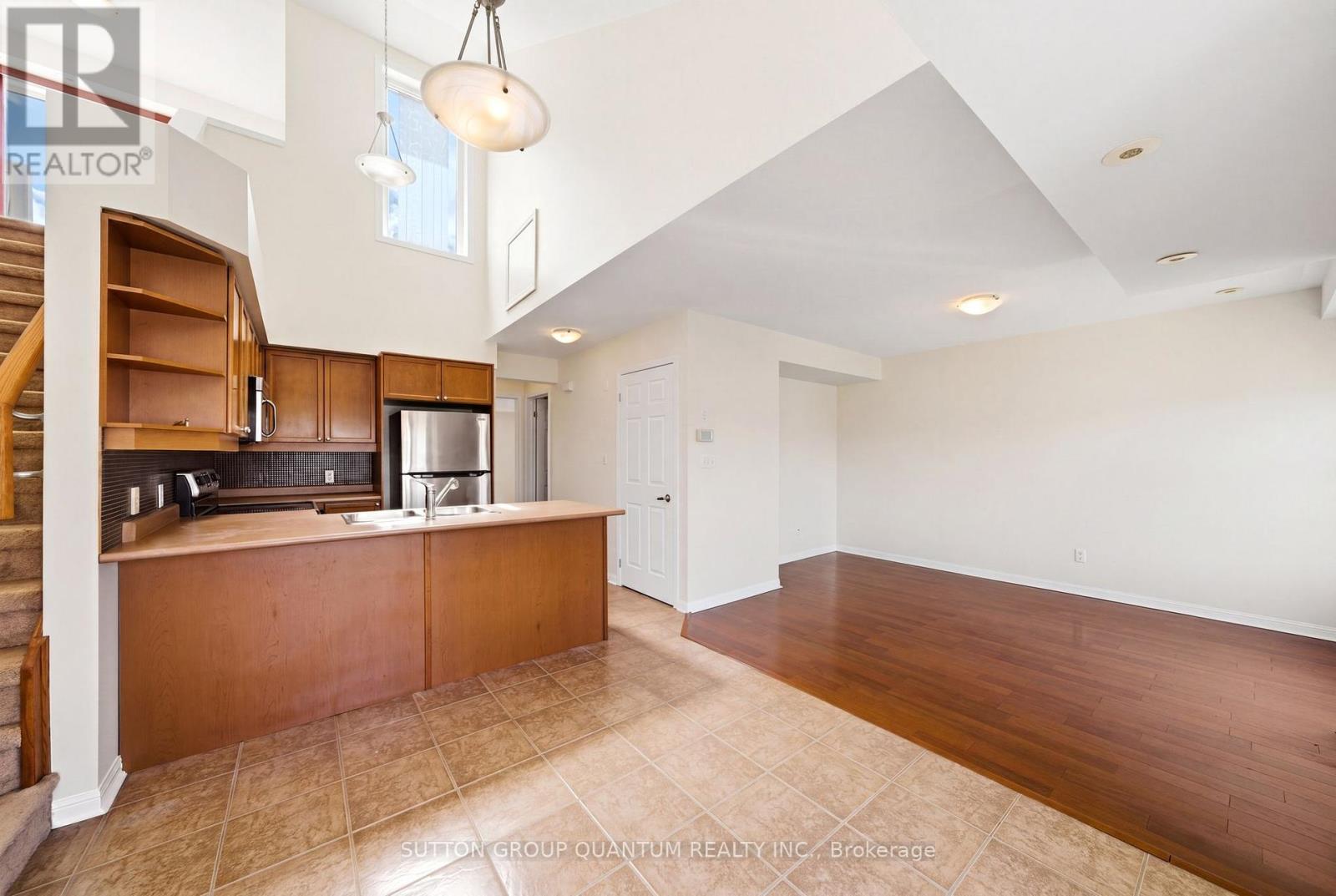 #3 594 SHORELINE DRIVE - 2