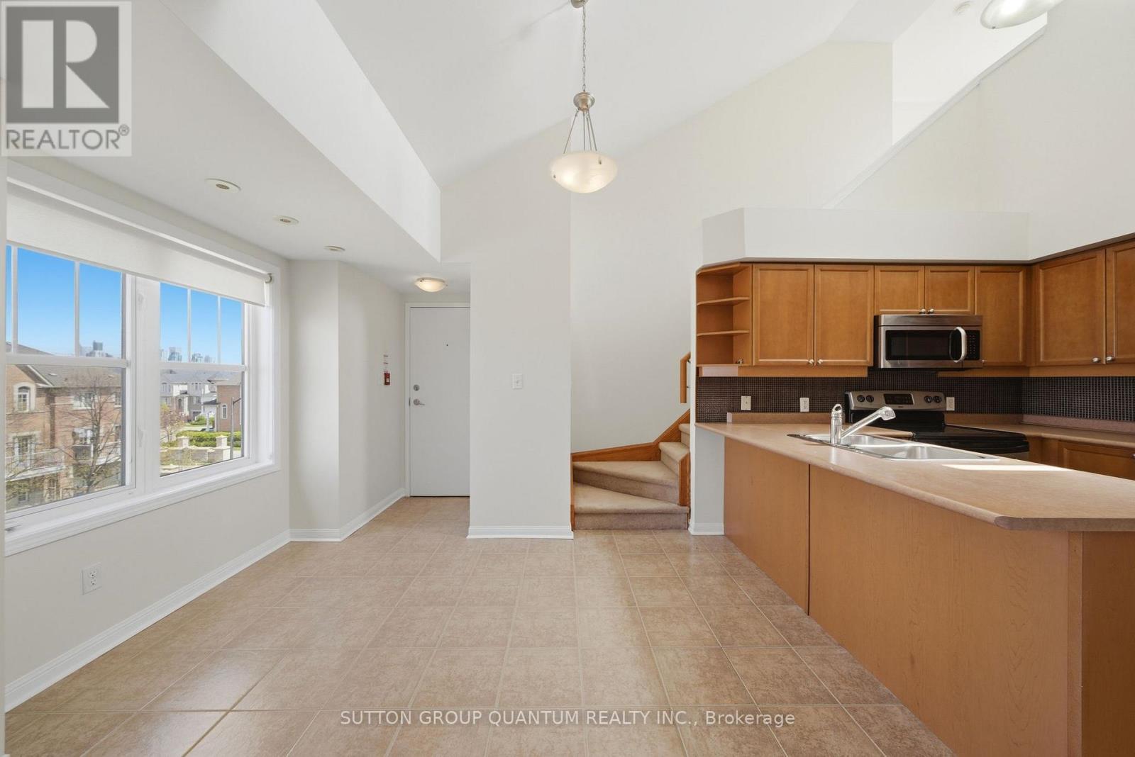 #3 594 SHORELINE DRIVE - 4