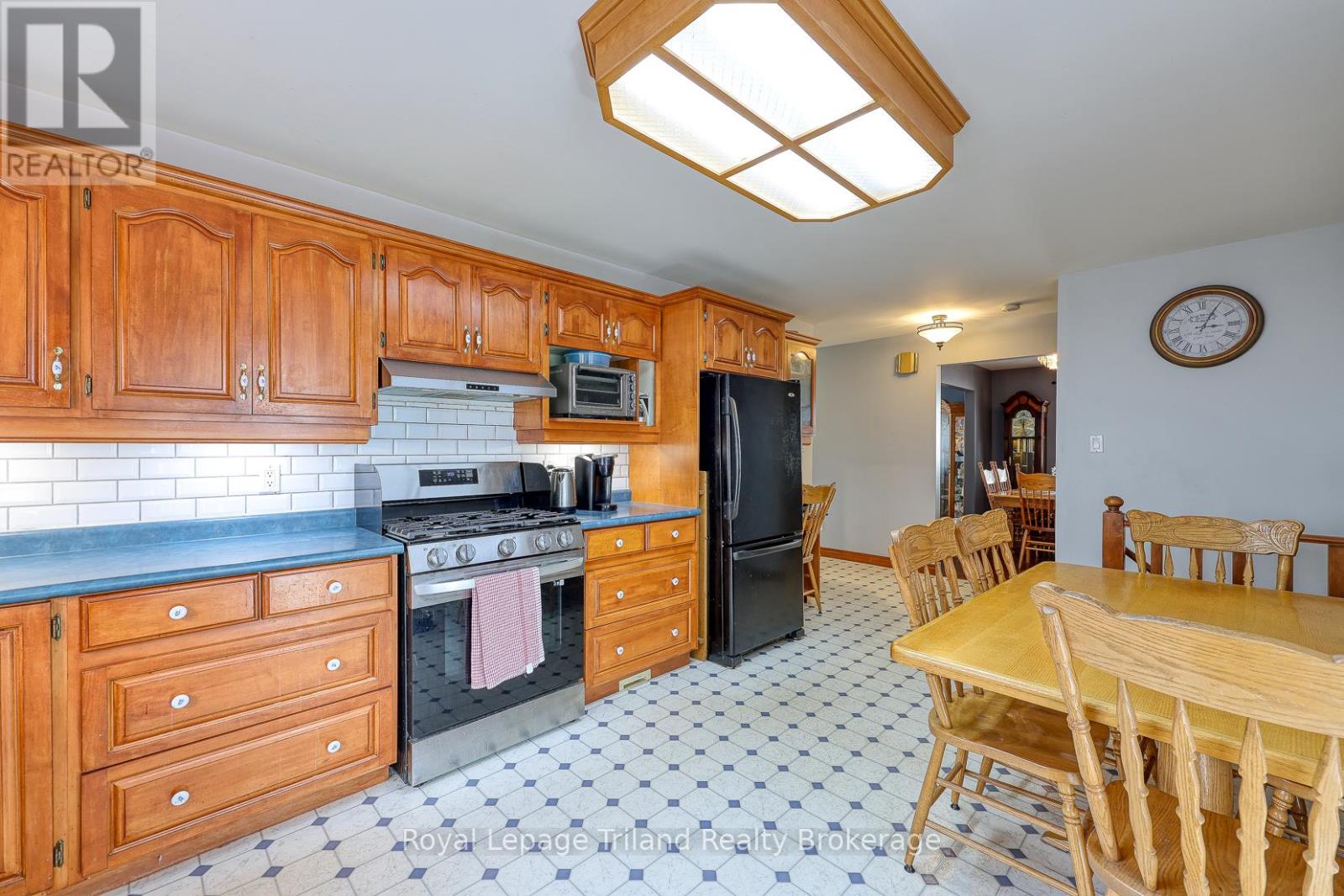 89 MARKHAM STREET - 16