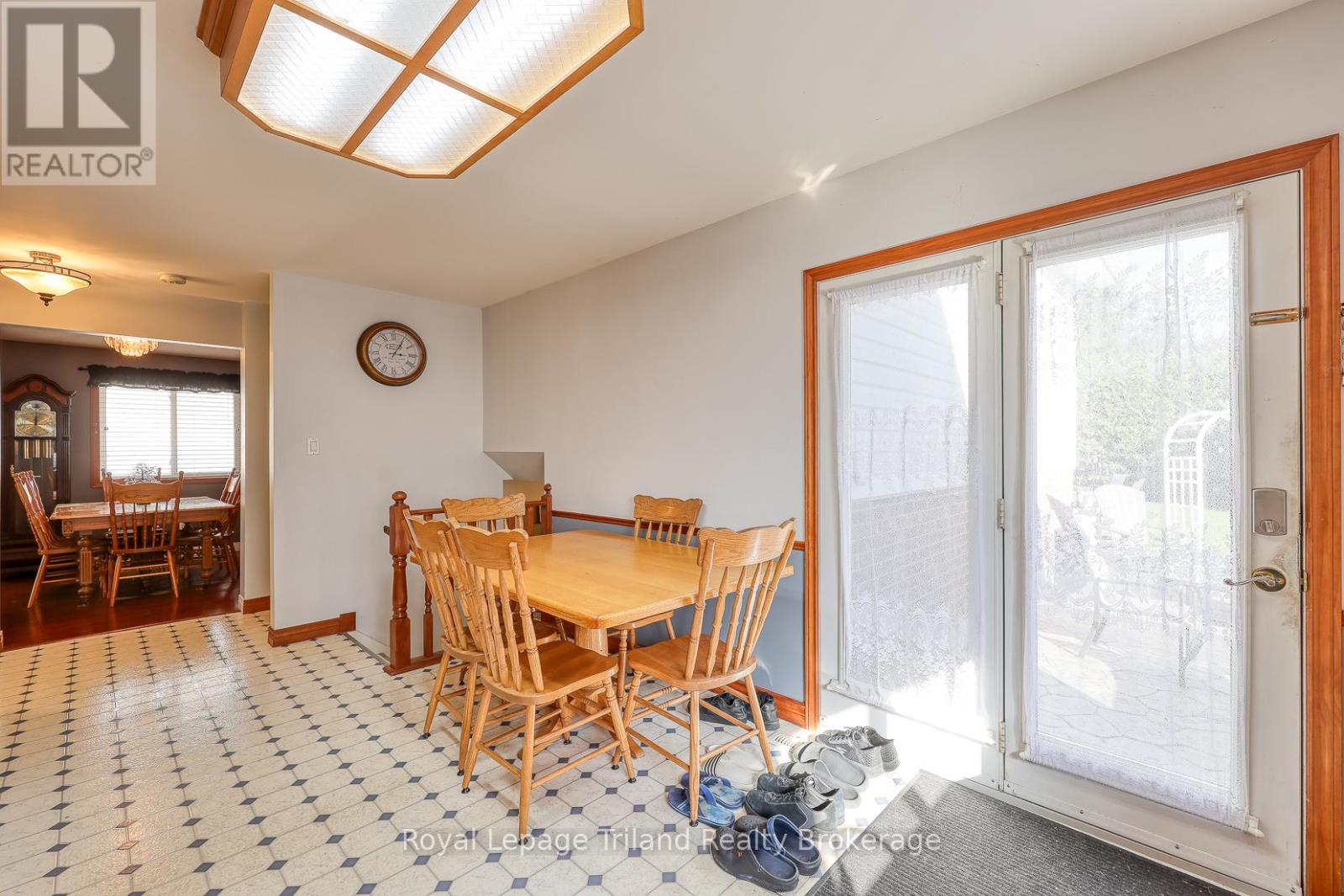 89 MARKHAM STREET - 18
