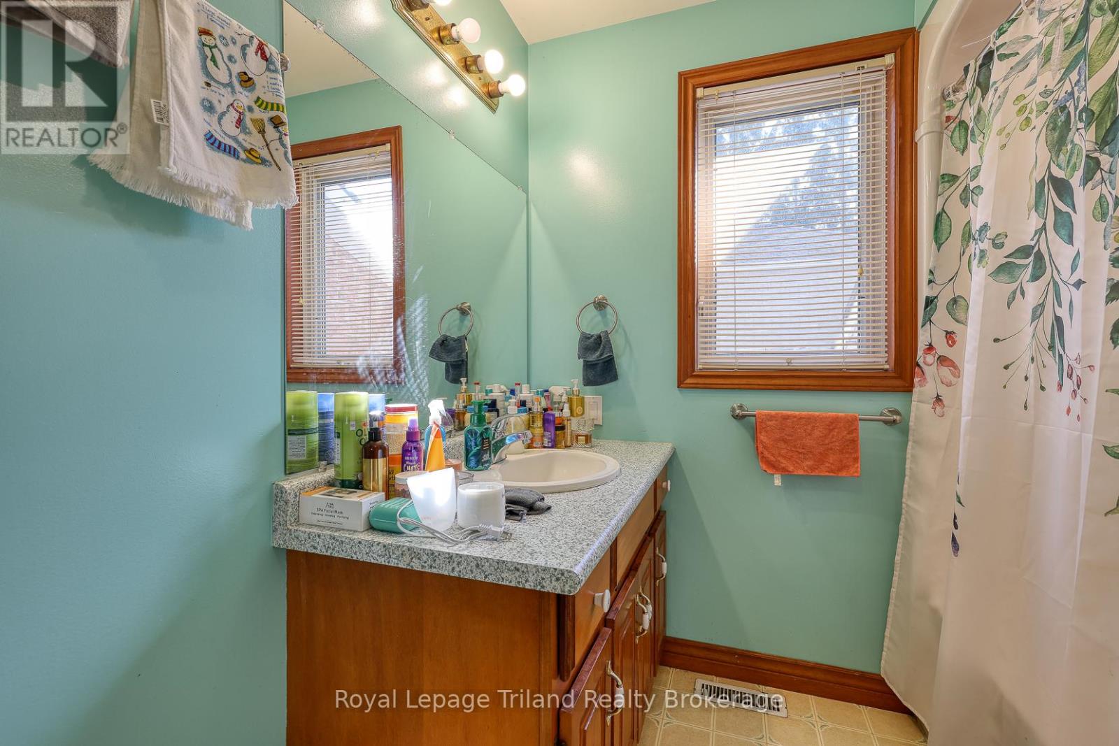 89 MARKHAM STREET - 22