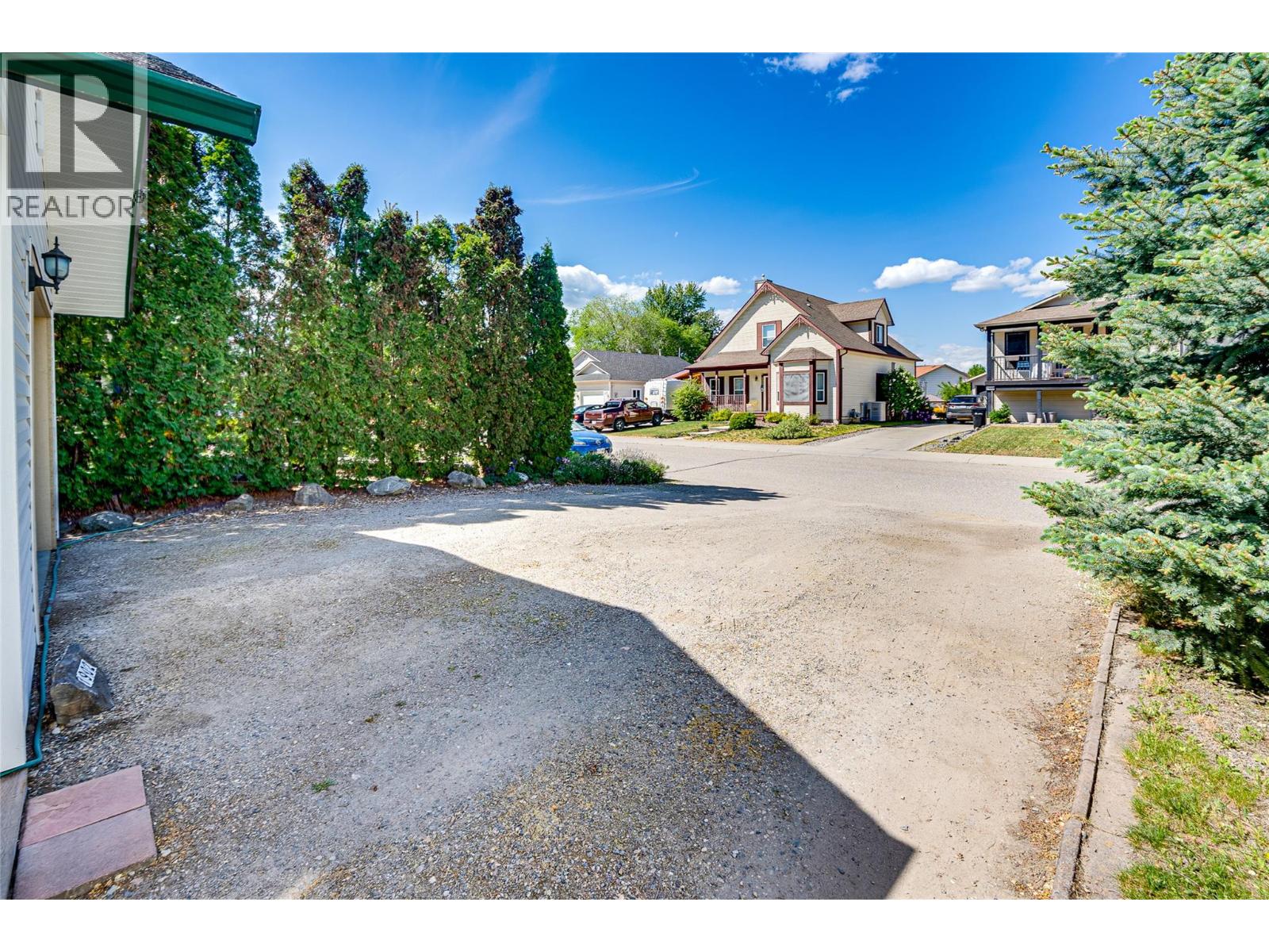 1902 50 Avenue, Vernon