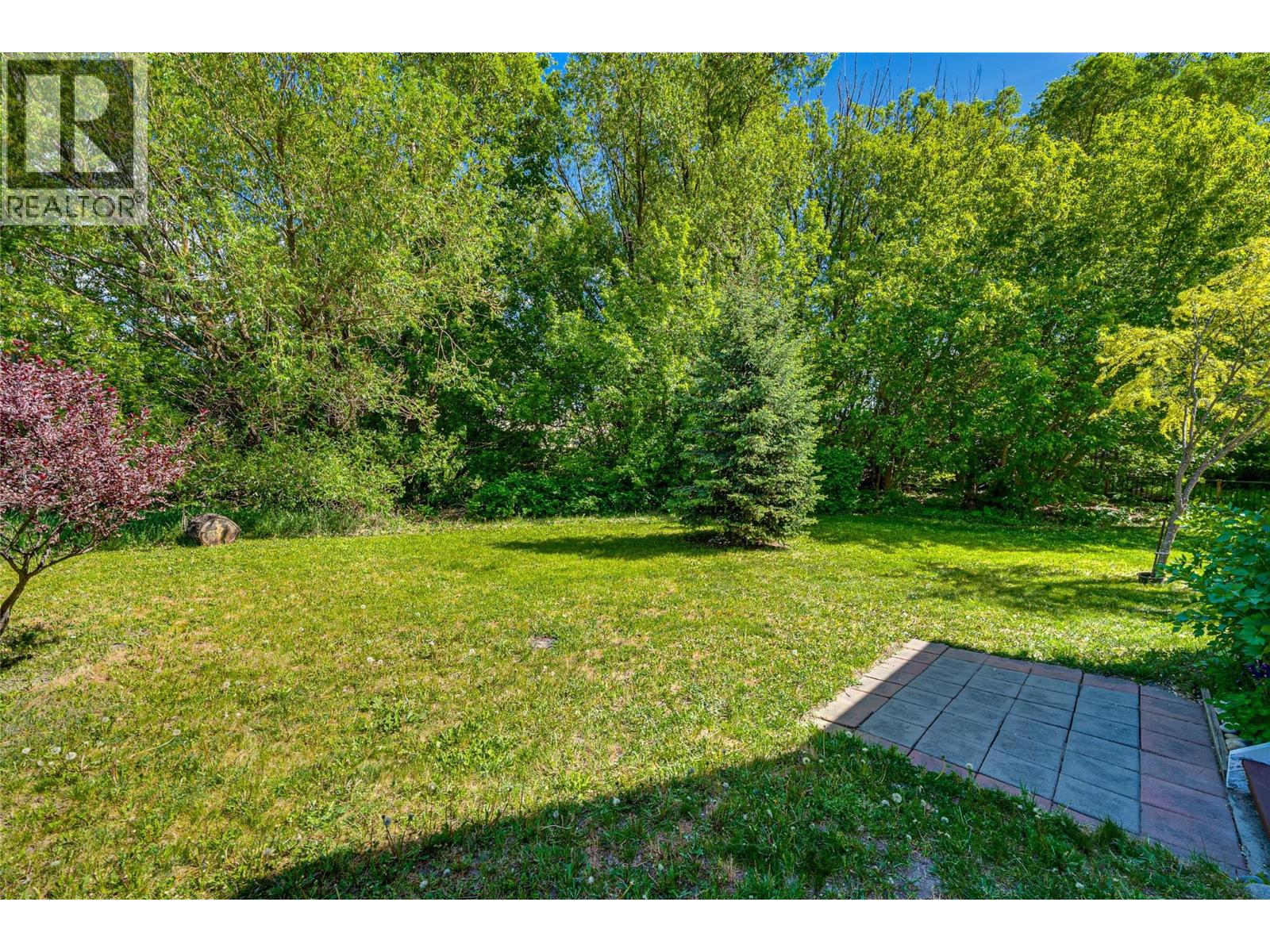 1902 50 Avenue - 40