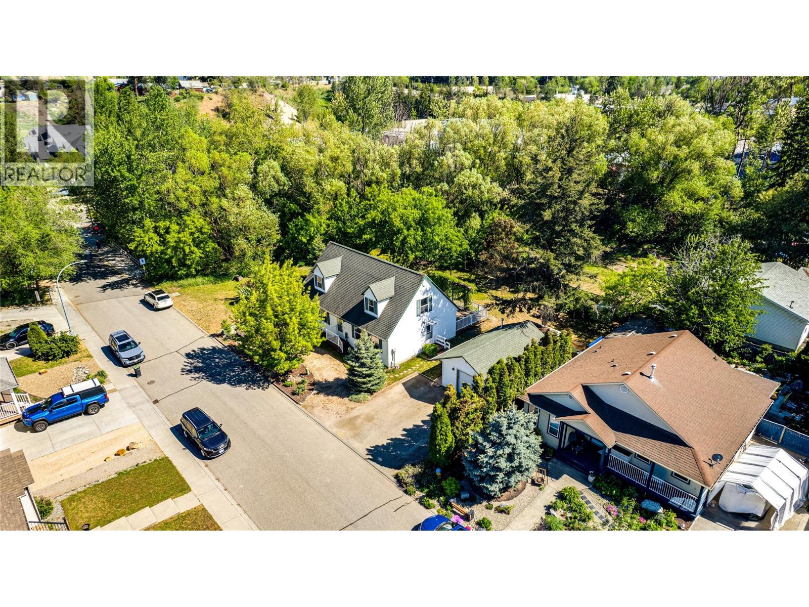 1902 50 Avenue - 62
