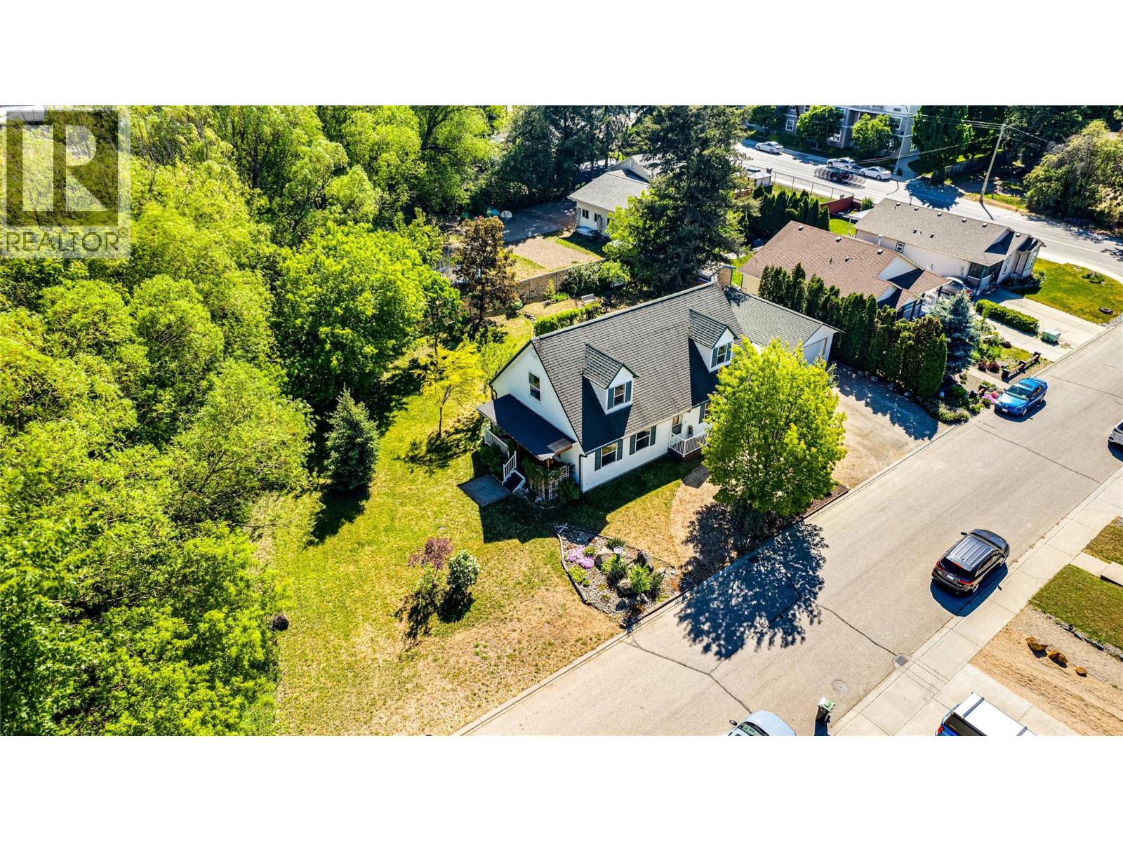 1902 50 Avenue, Vernon