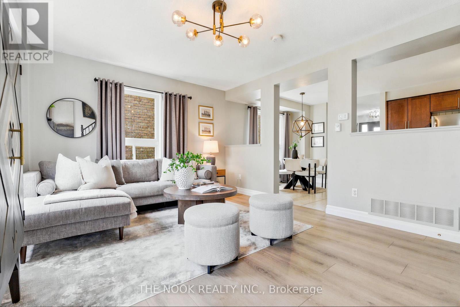 #44 460 WOODMOUNT DRIVE - 13