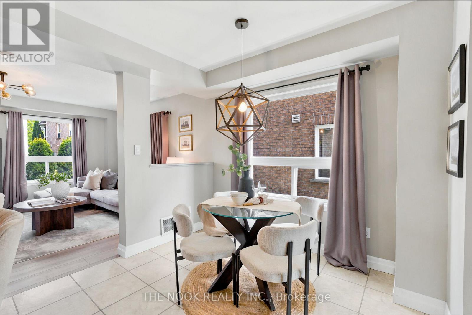 #44 460 WOODMOUNT DRIVE - 8