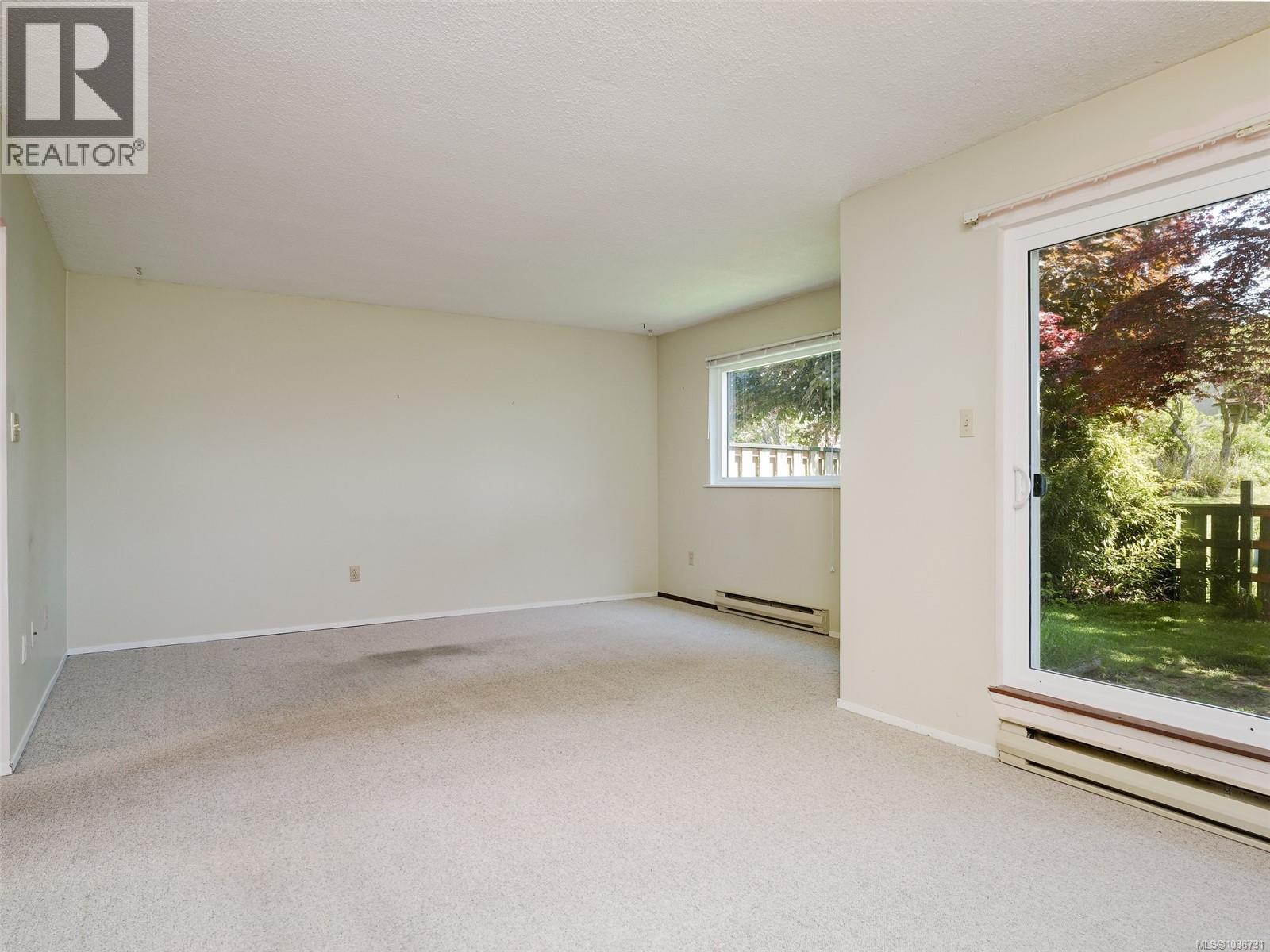 #2 1010 Ellery St - 12