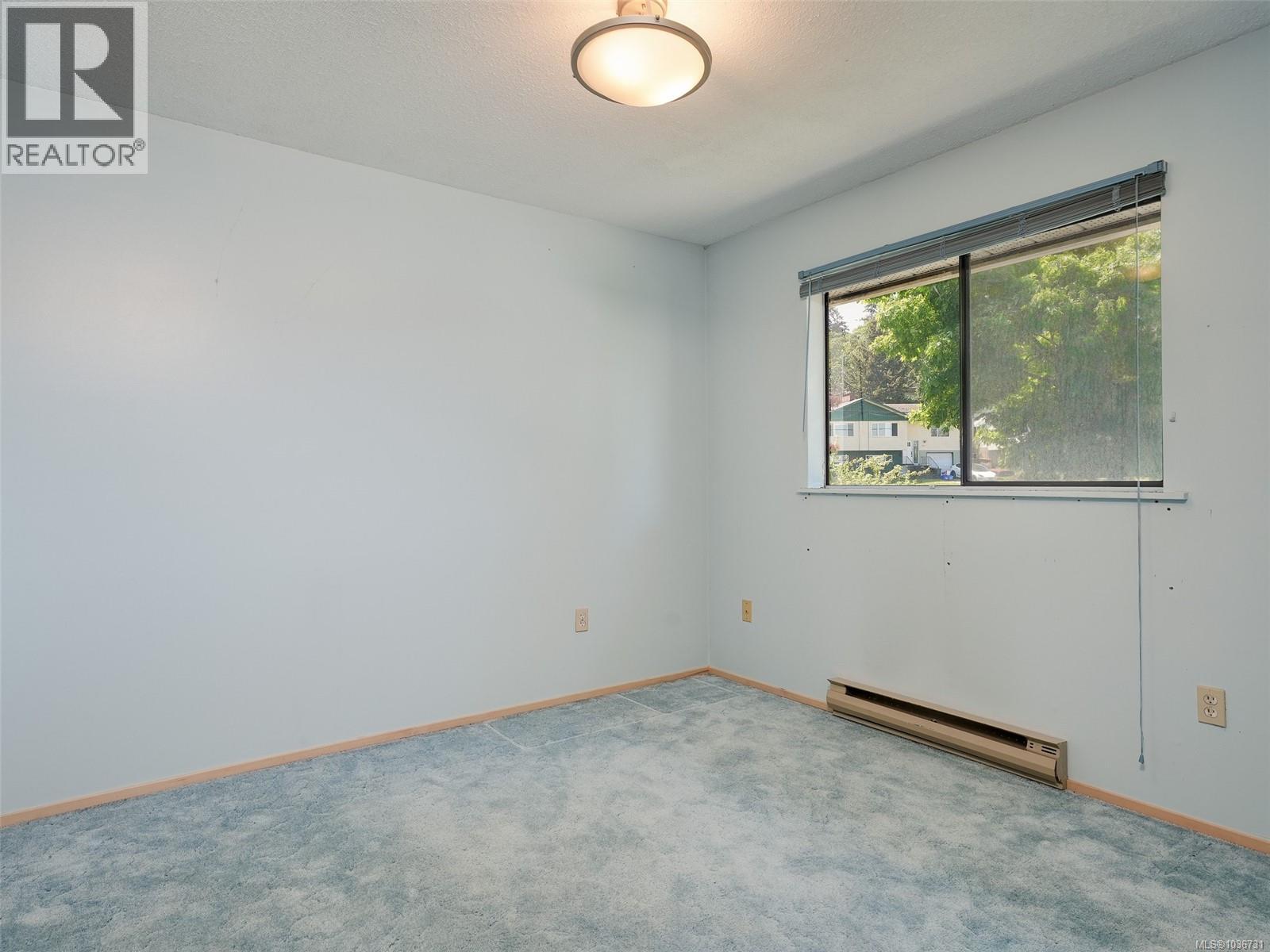 #2 1010 Ellery St - 16