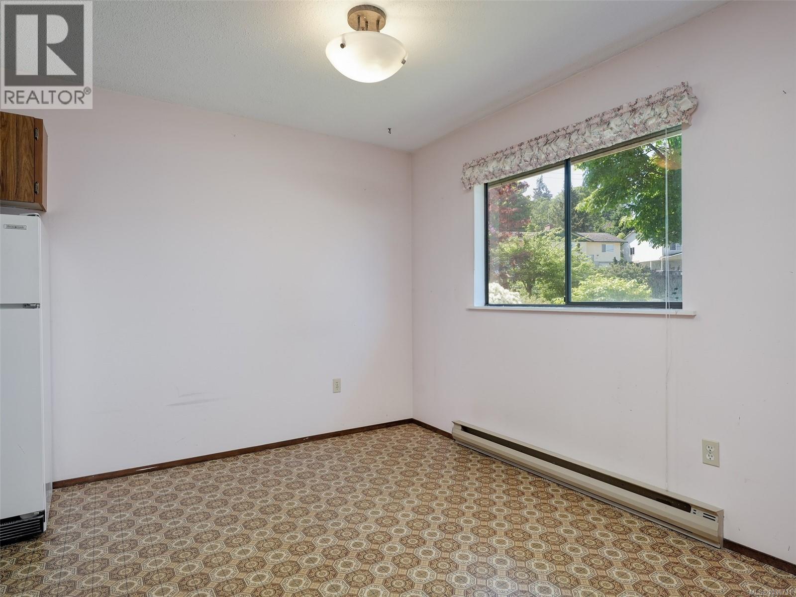 #2 1010 Ellery St - 7