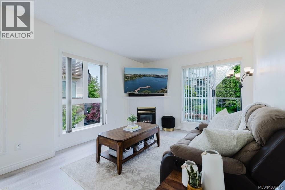 #301 331 Burnside Rd E - 1
