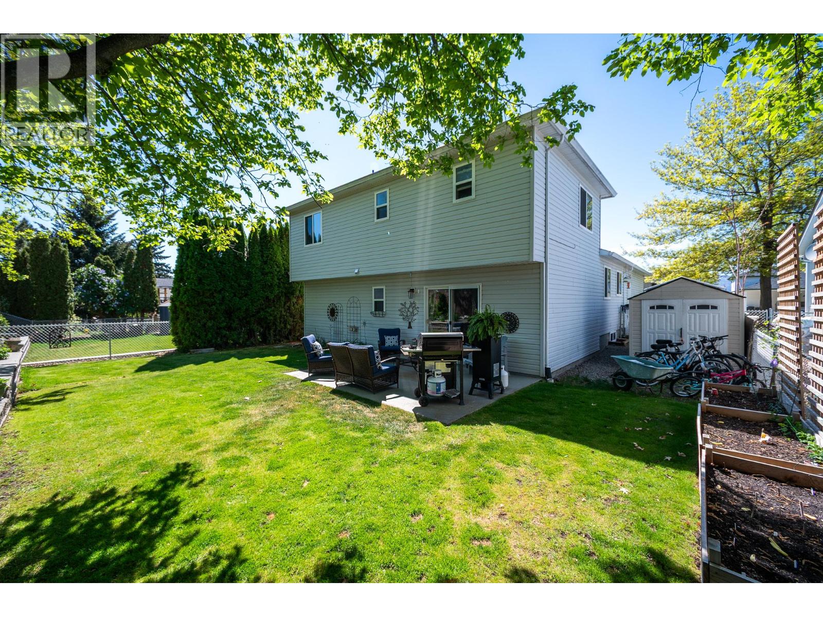 4450 Postill Drive Unit# 8, Kelowna