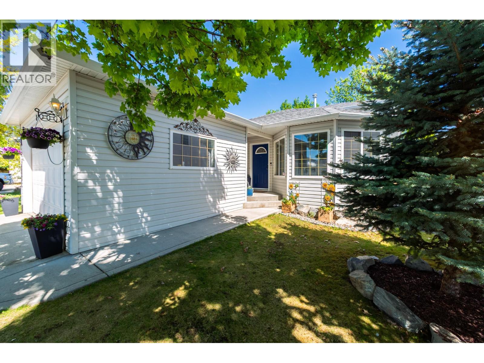 4450 Postill Drive Unit# 8, Kelowna