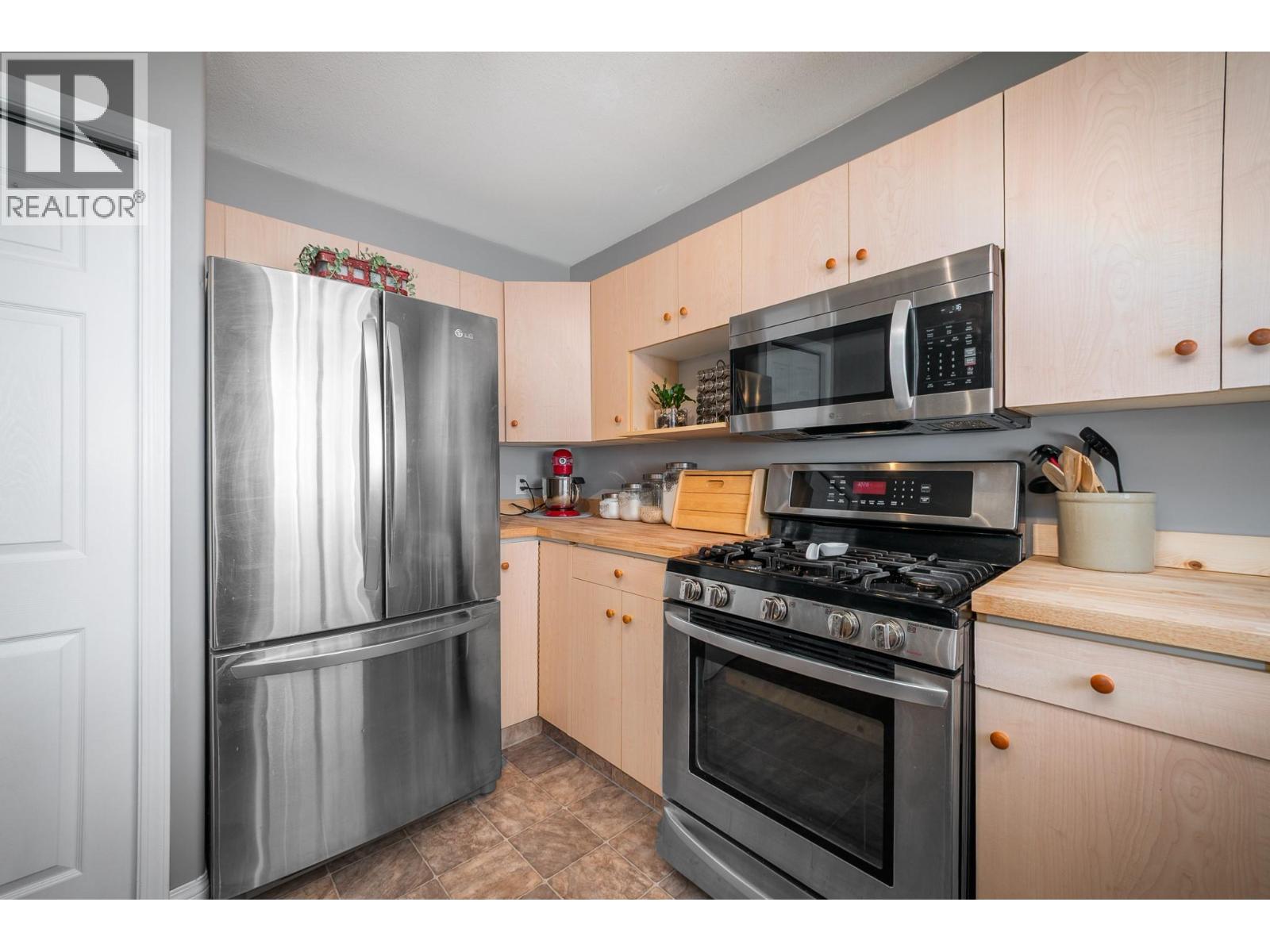 #8 4450 Postill Drive - 9