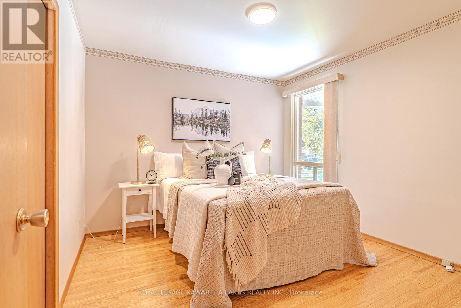 52 SANDERLING CRESCENT - 33