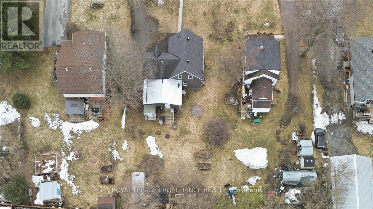 61 MADOC STREET - 41