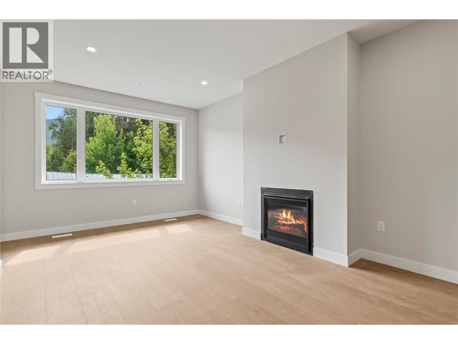 166 2nd Avenue - 4