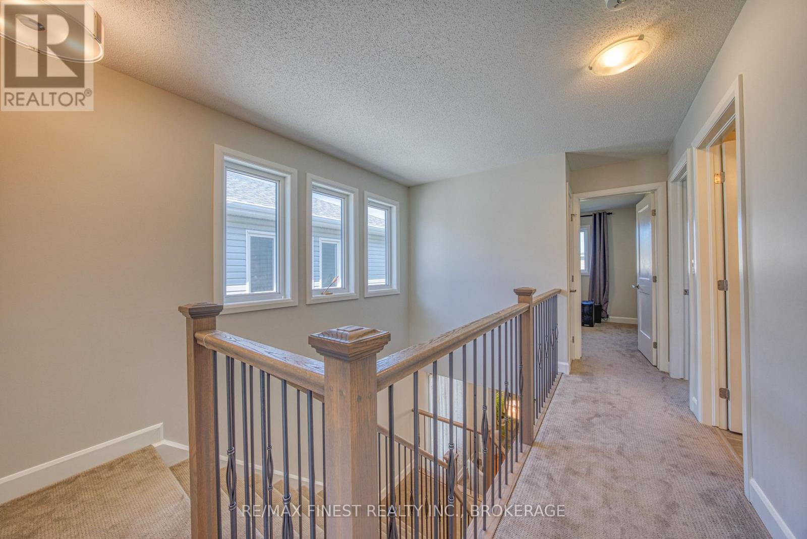 1372 ANDERSEN DRIVE - 33