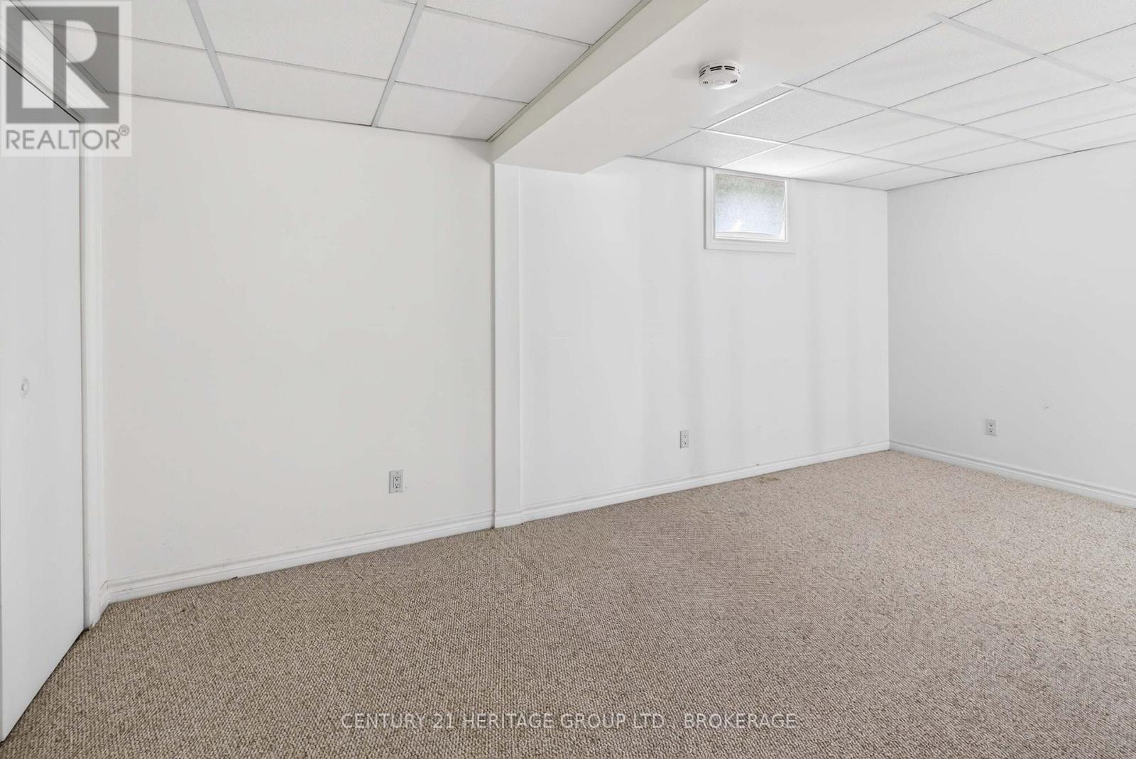 217 WELLINGTON STREET - 50