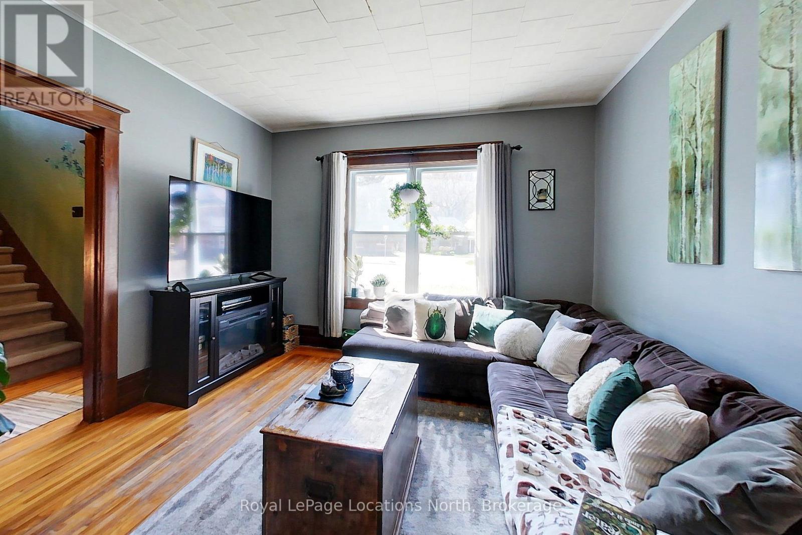 131 SYKES STREET S - 15