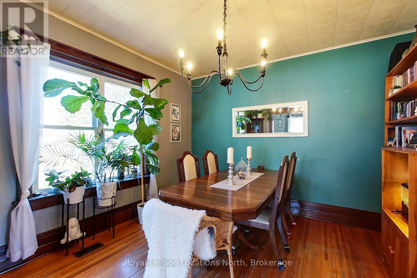 131 SYKES STREET S - 16