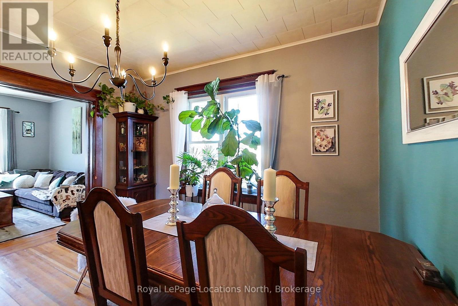 131 SYKES STREET S - 17