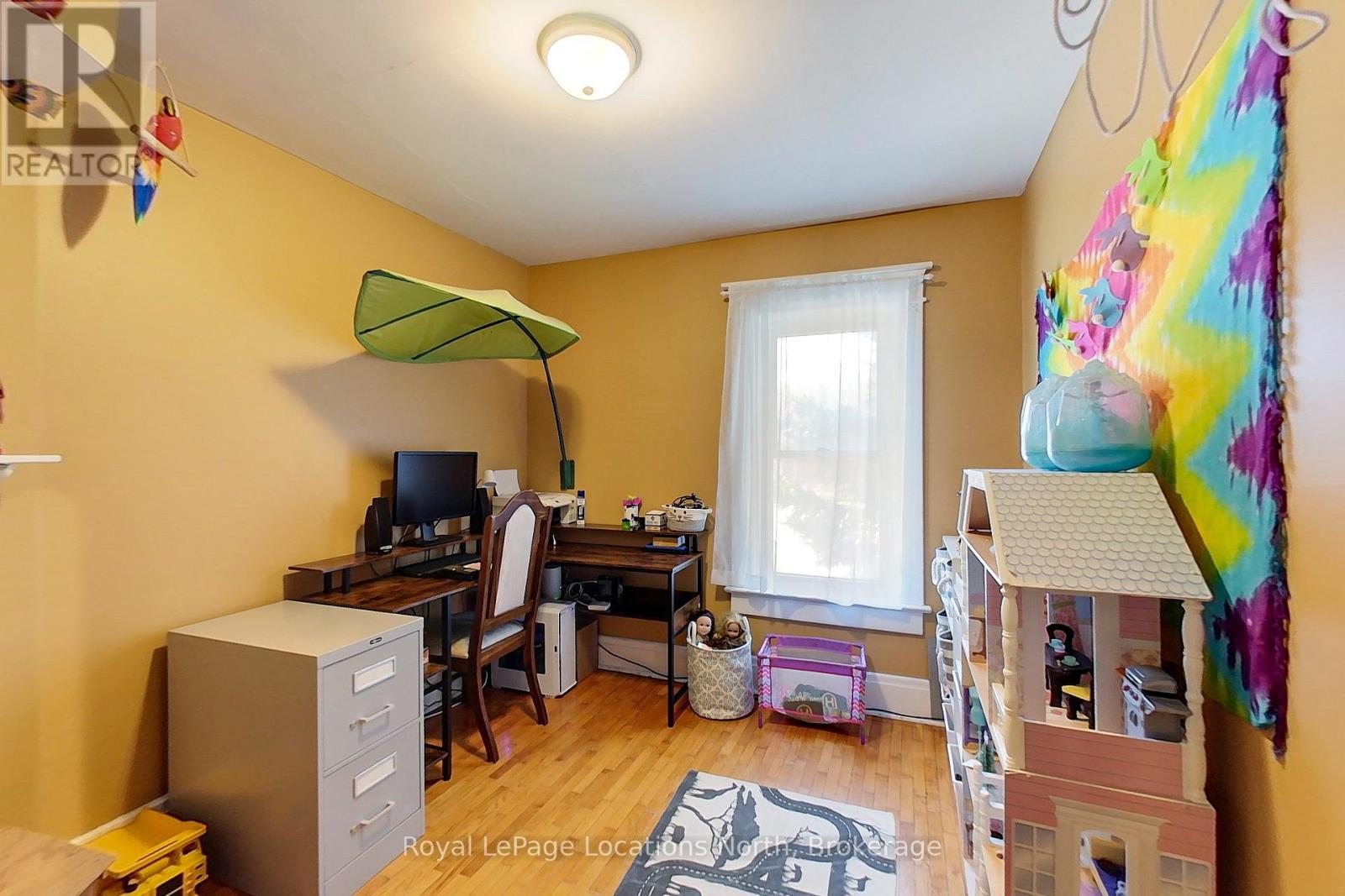 131 SYKES STREET S - 26