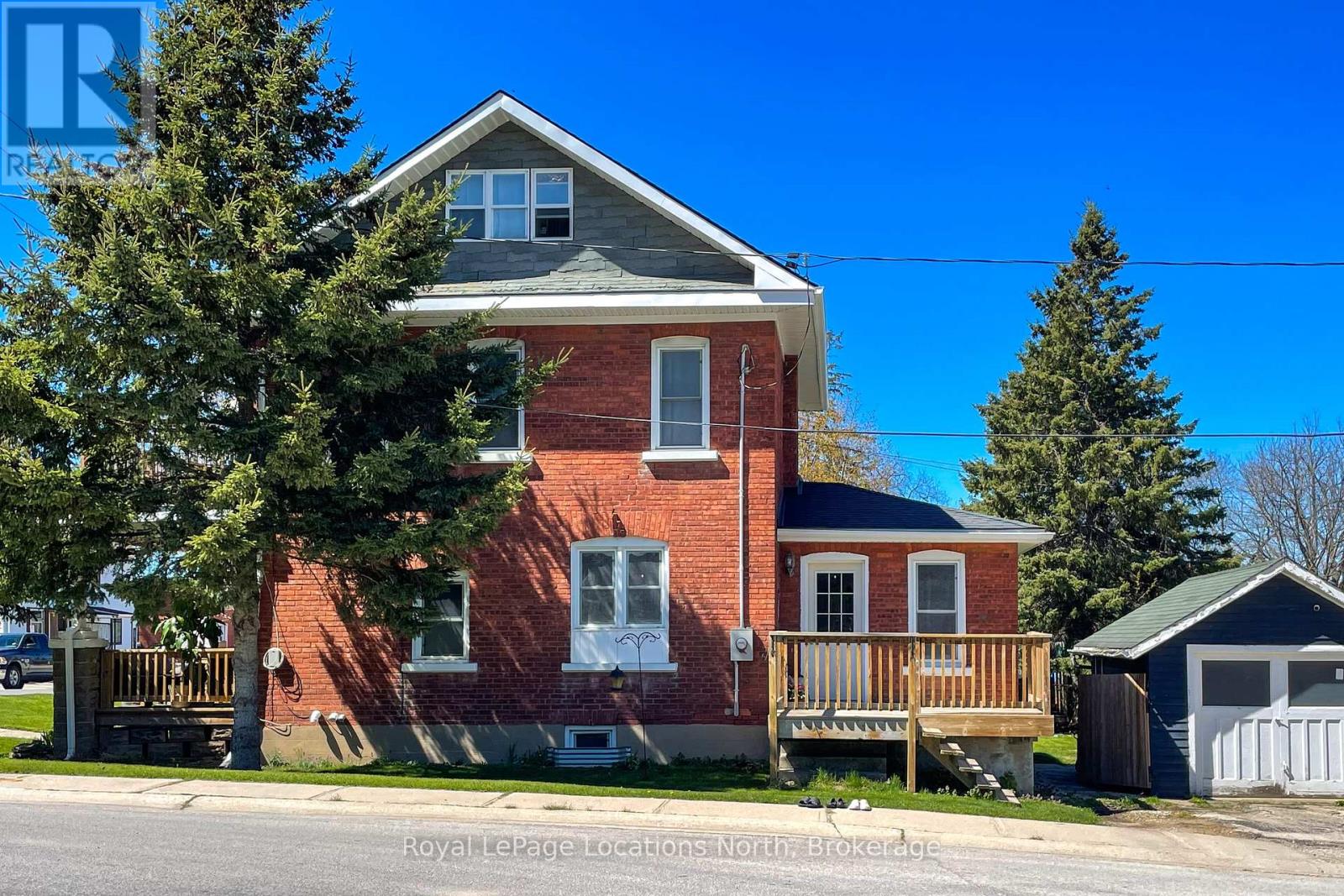 131 SYKES STREET S - 32