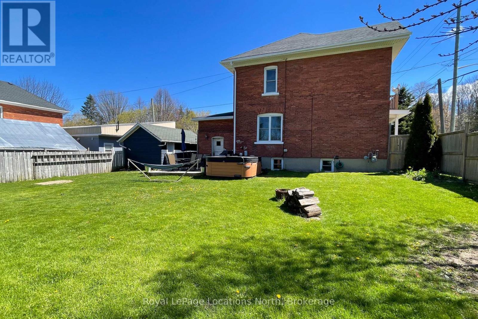 131 SYKES STREET S - 41