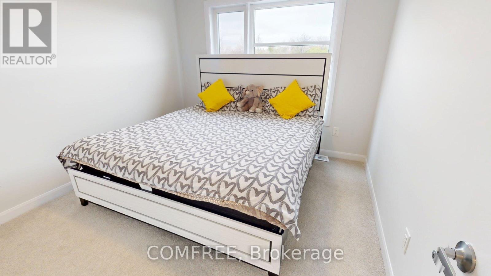 272 ELSIE MACGILL WALK - 14