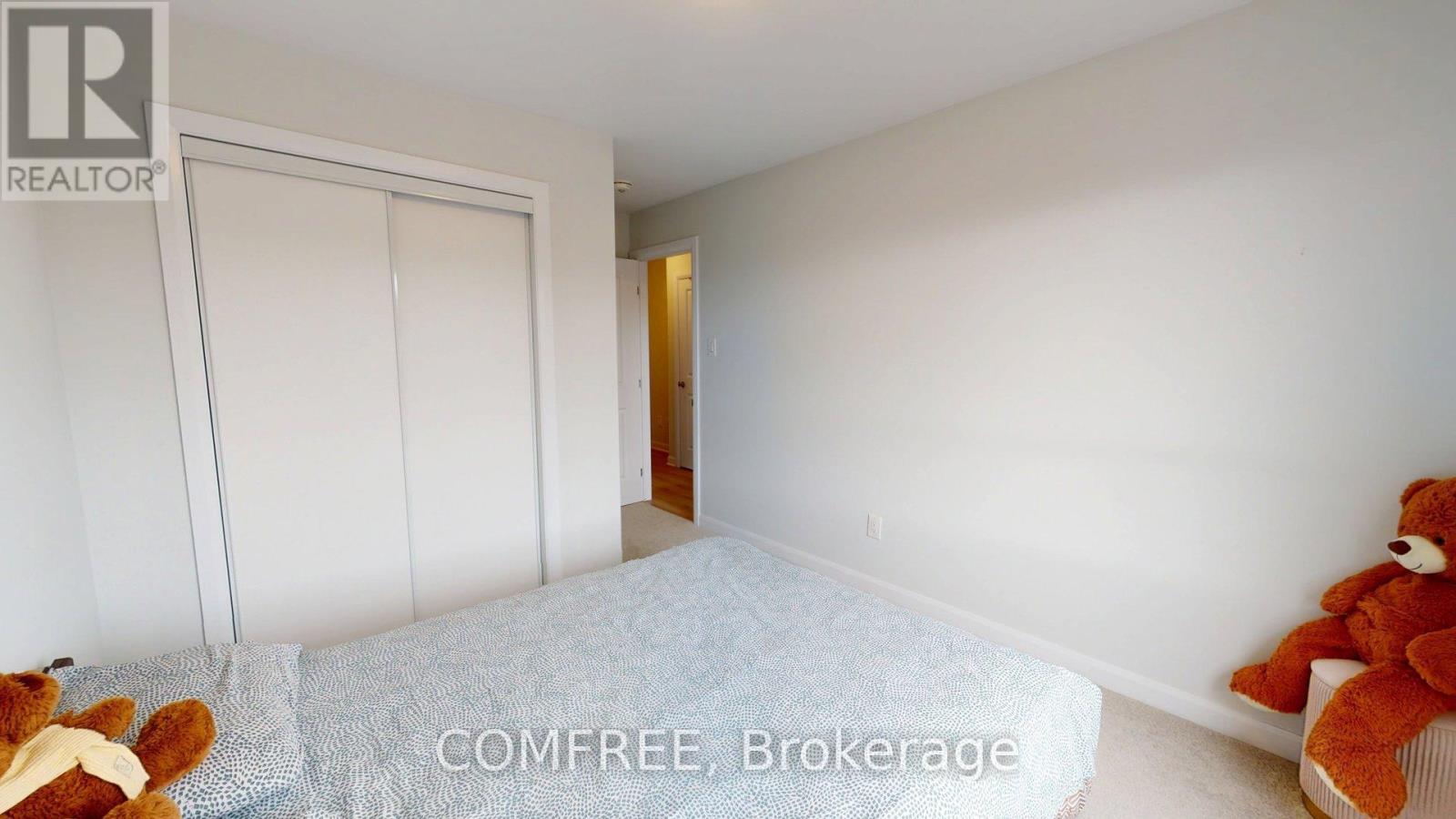 272 ELSIE MACGILL WALK - 17