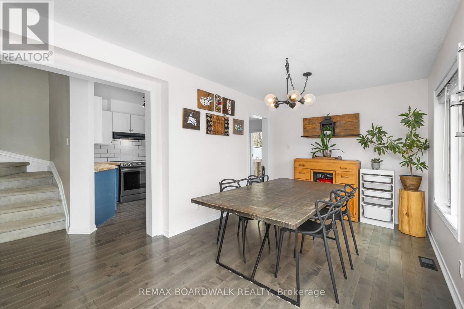 1197 LICHEN AVENUE - 13