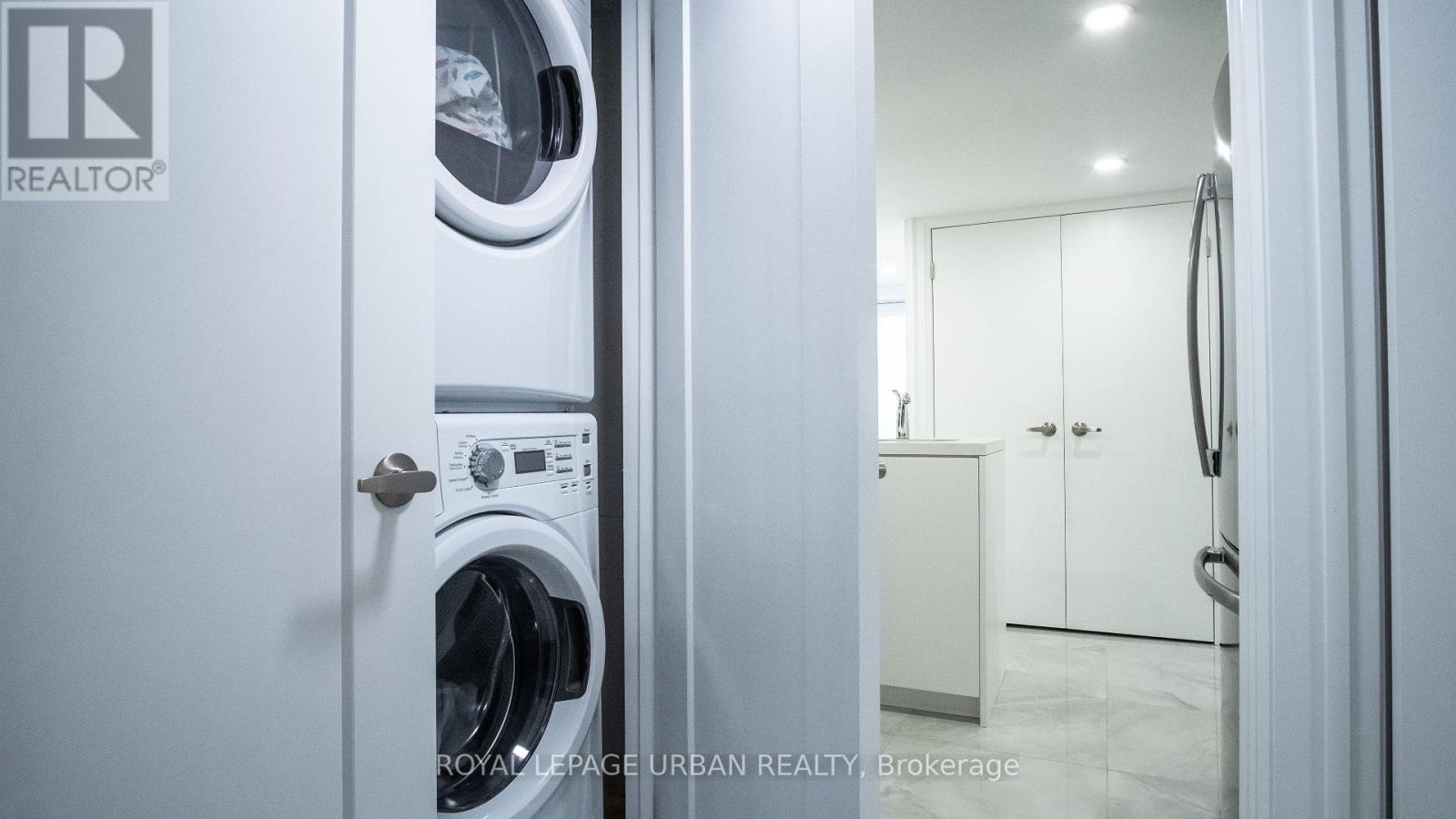 434 WESTMOUNT AVENUE - 32