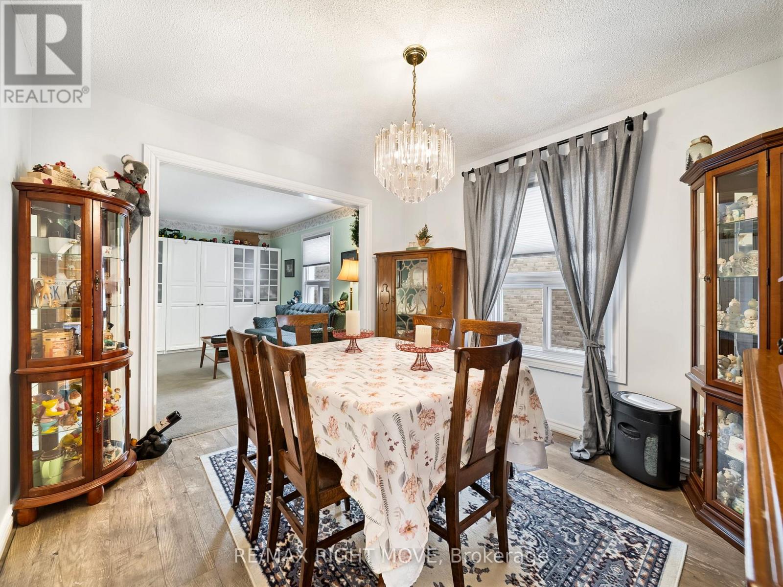 42 SUNDEW DRIVE - 16