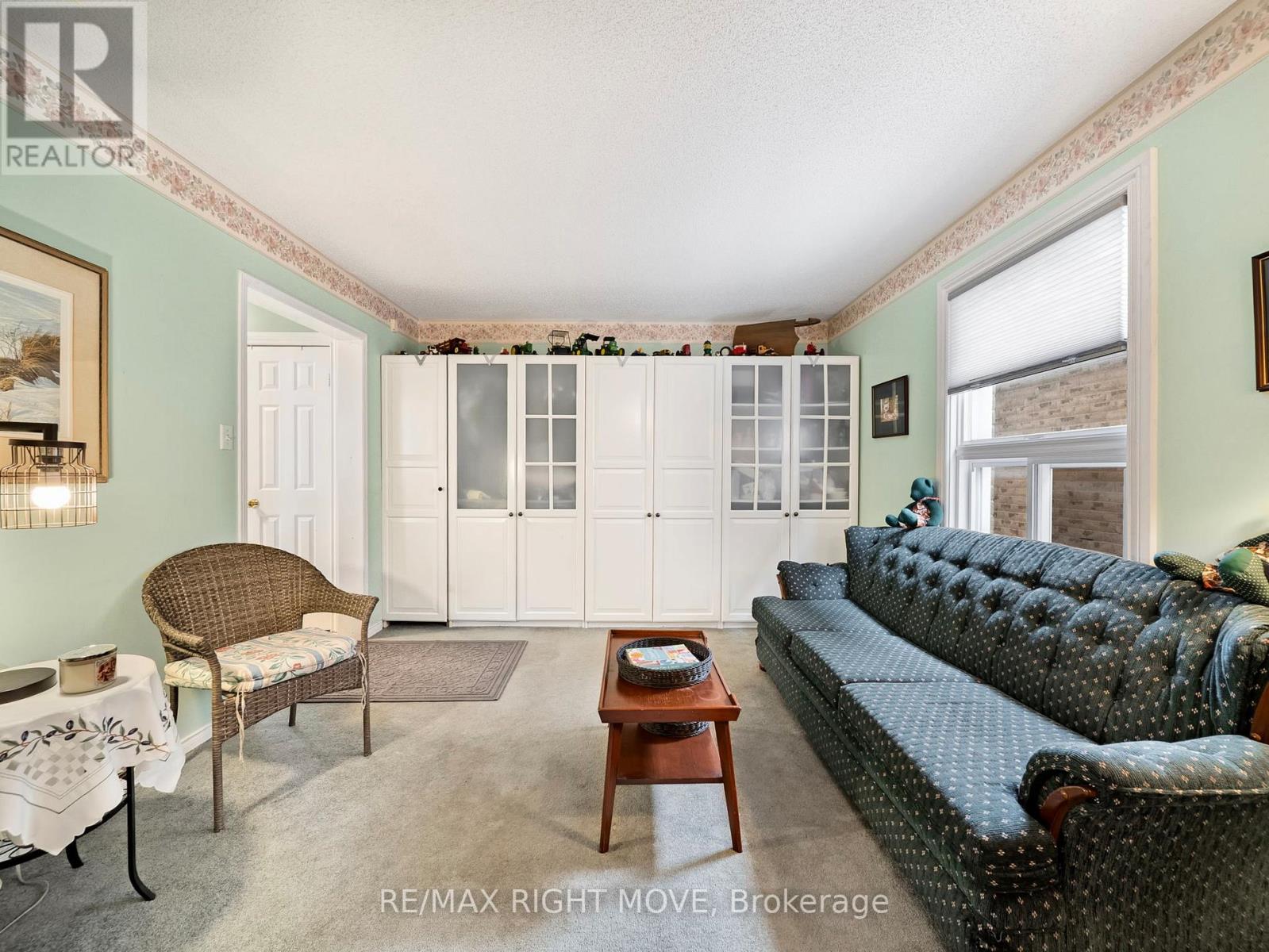 42 SUNDEW DRIVE - 18