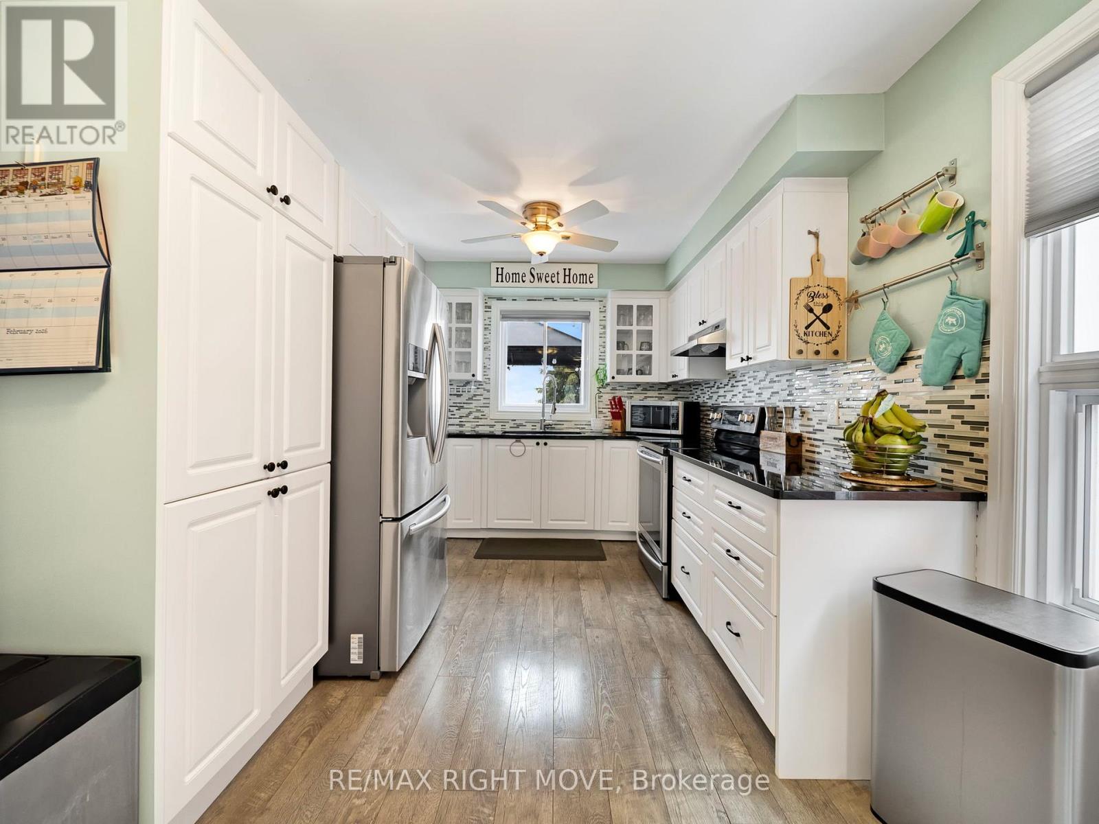 42 SUNDEW DRIVE - 8