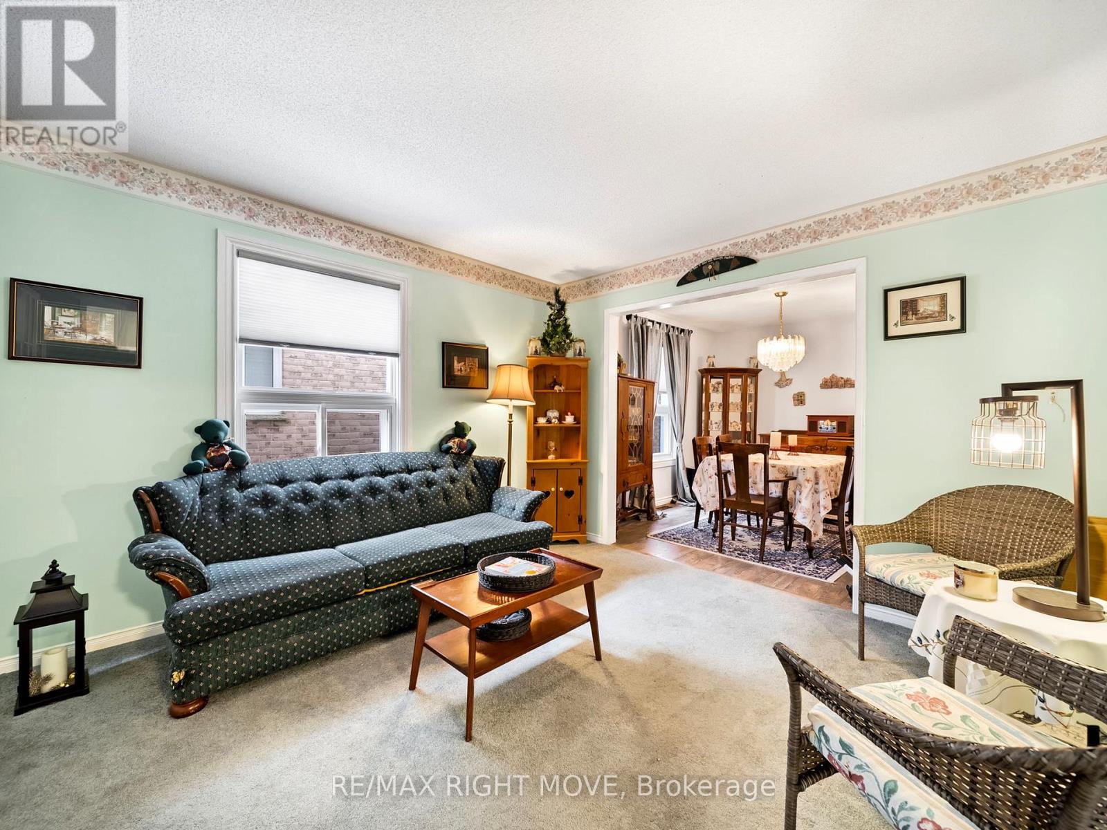 42 SUNDEW DRIVE - 20