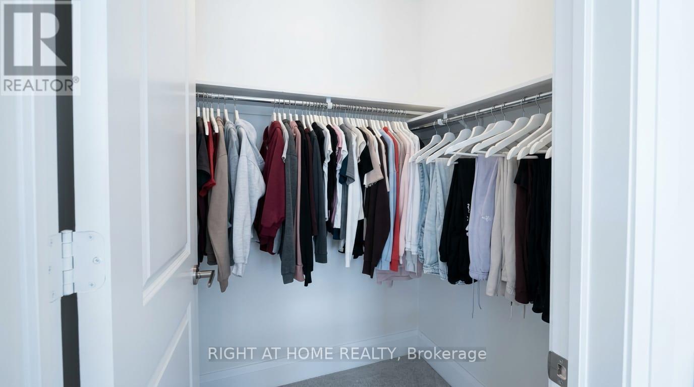 816 APPLE TERRACE - 17