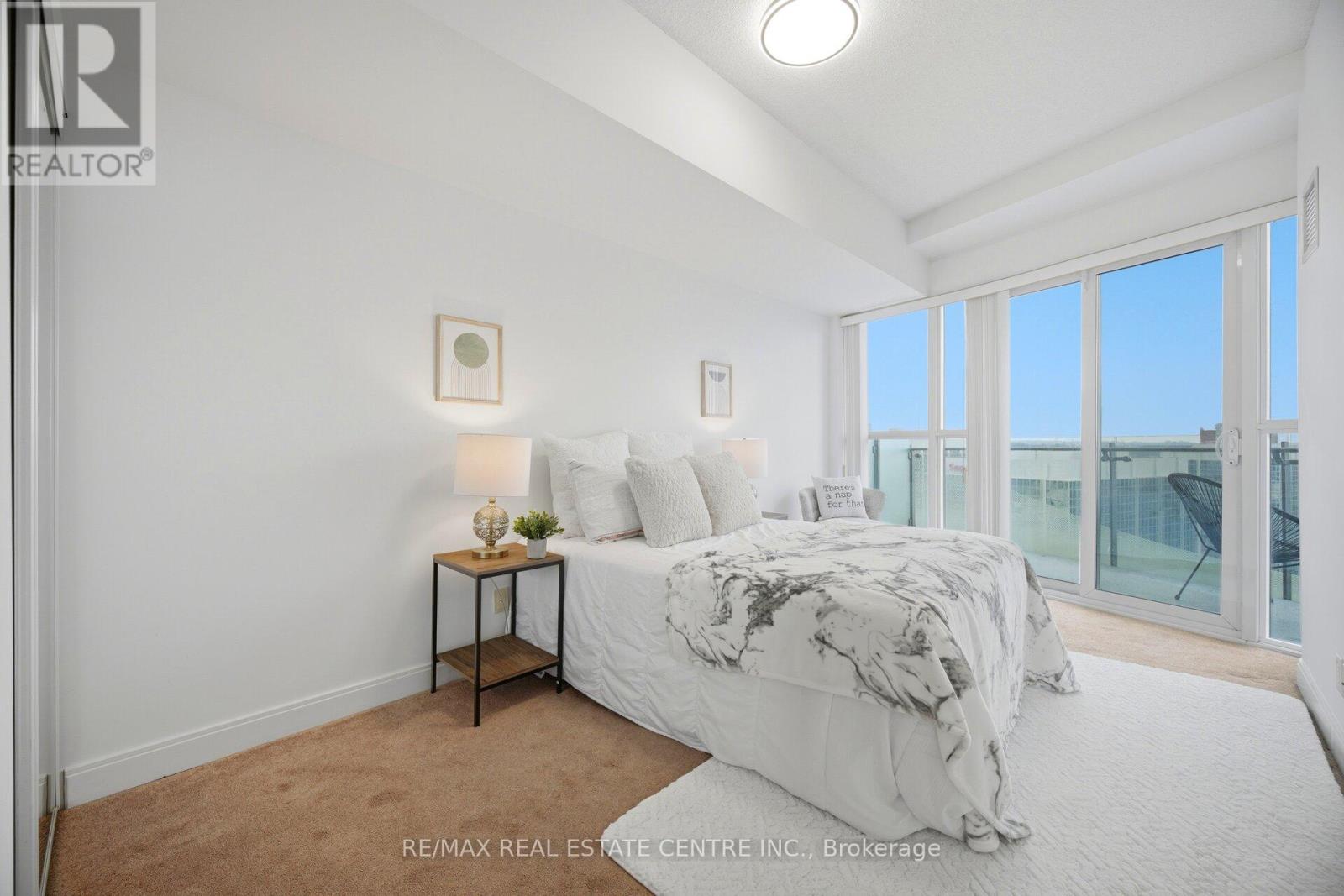 #2401 50 ABSOLUTE AVENUE - 19