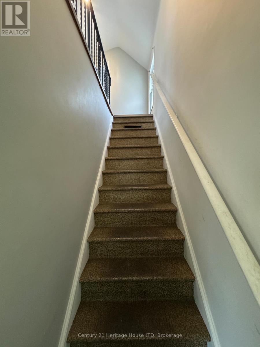 4688 RYERSON CRESCENT - 9