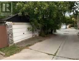 60 Greensides Avenue, Toronto, ON M6G3P7 Photo 12