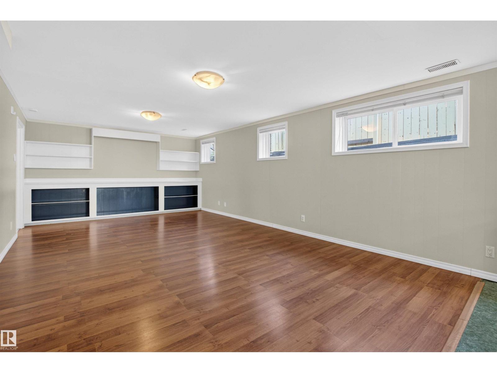 14232 95 AV NW - 27