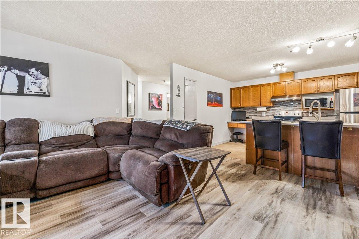 #514 3 Perron ST - photo 2