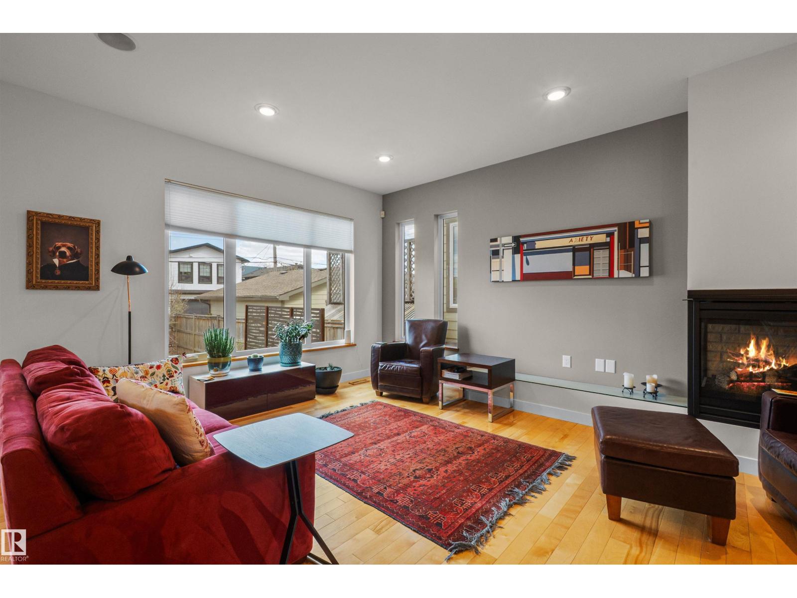 8839 93 ST NW — photo 23