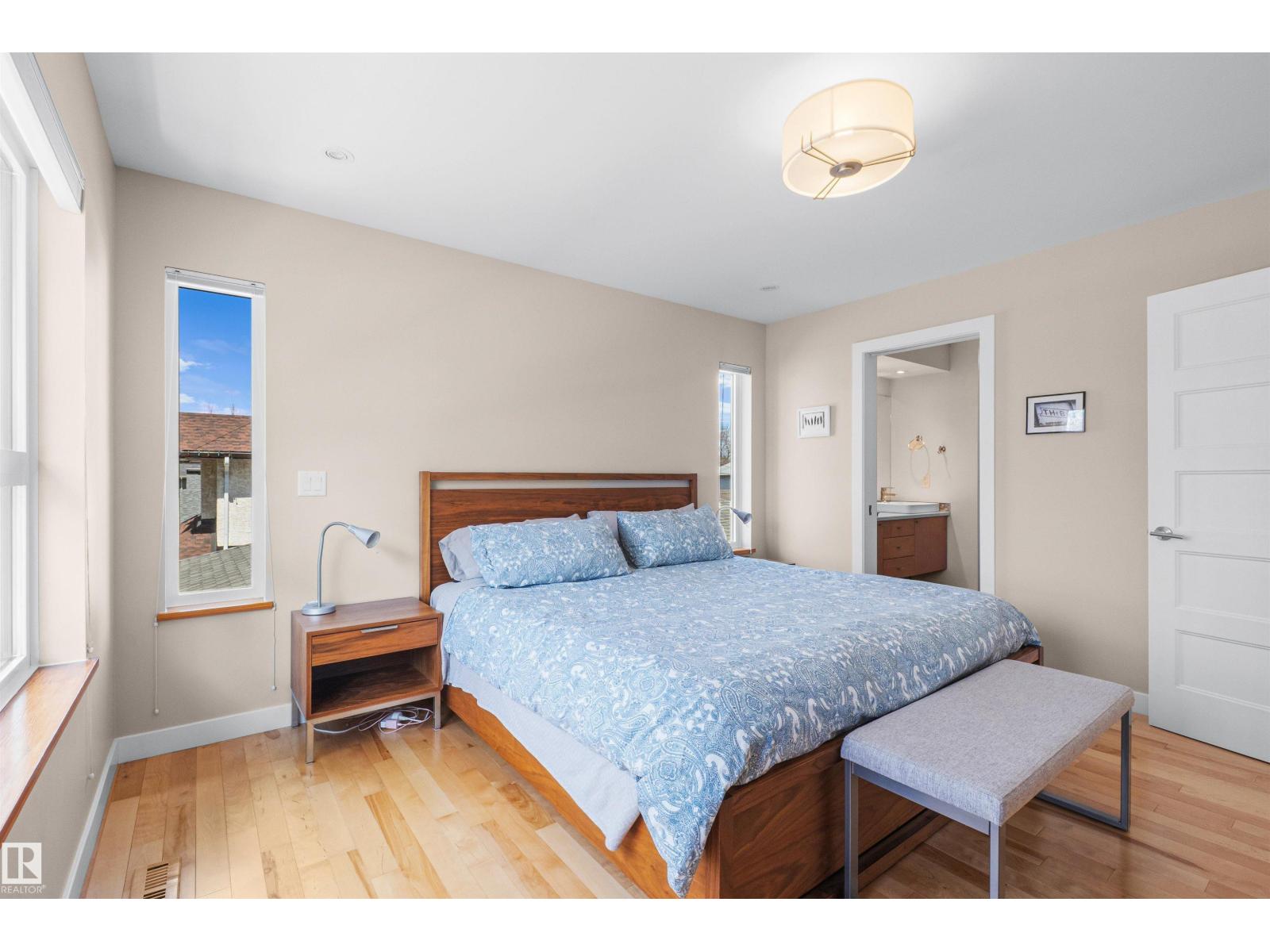 8839 93 ST NW — photo 33