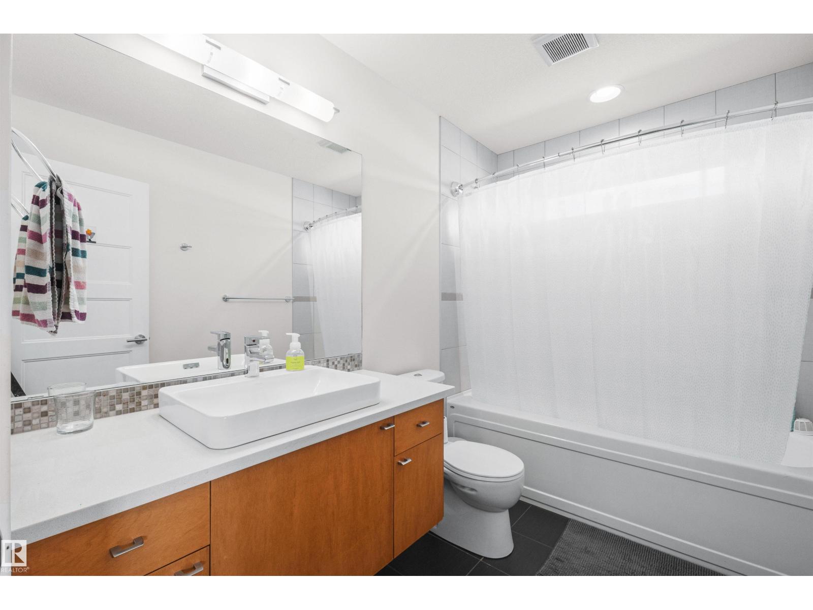 8839 93 ST NW — photo 44