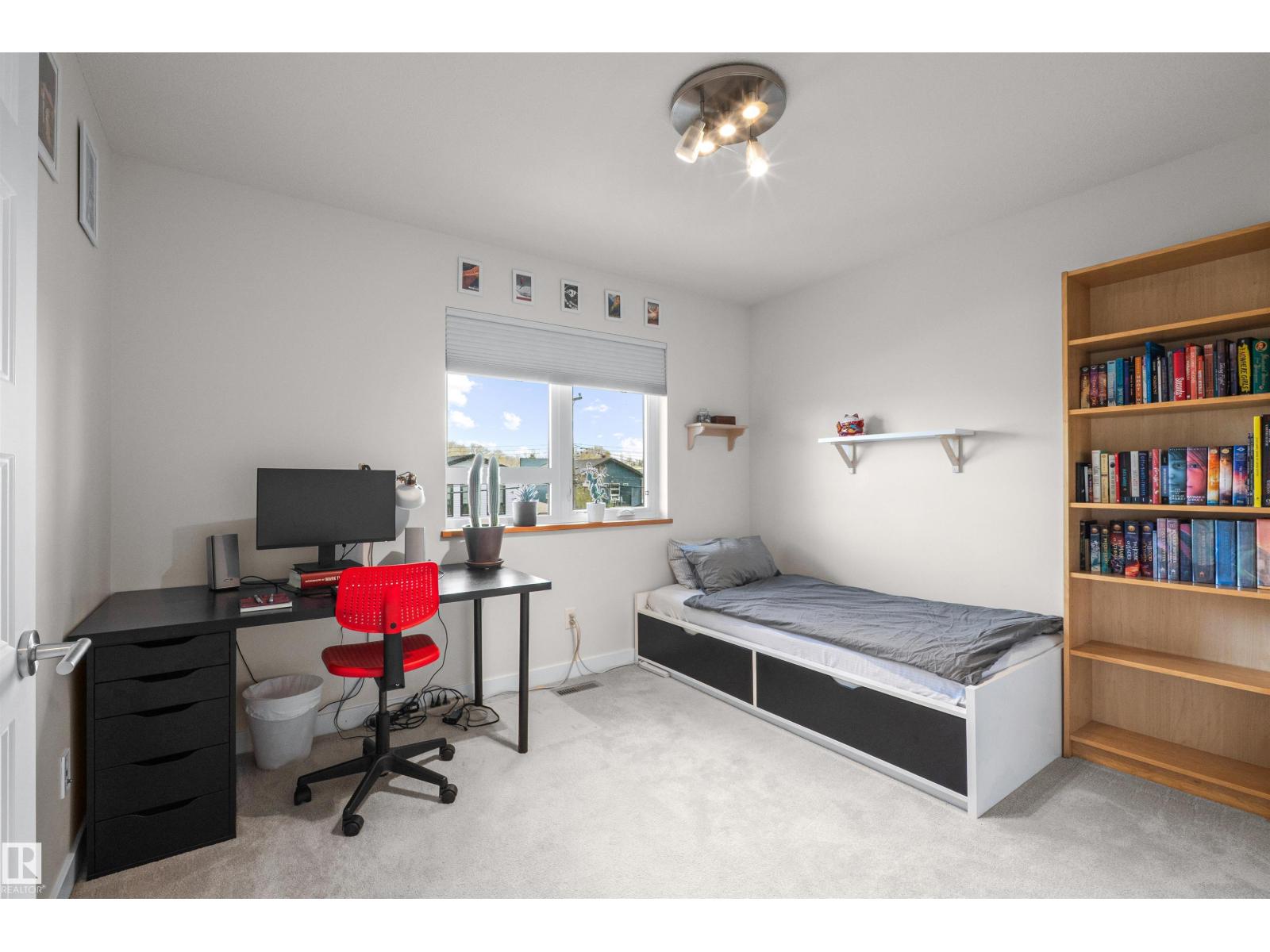 8839 93 ST NW — photo 49
