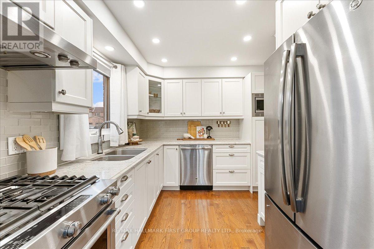 14 ROLLO DRIVE - 14