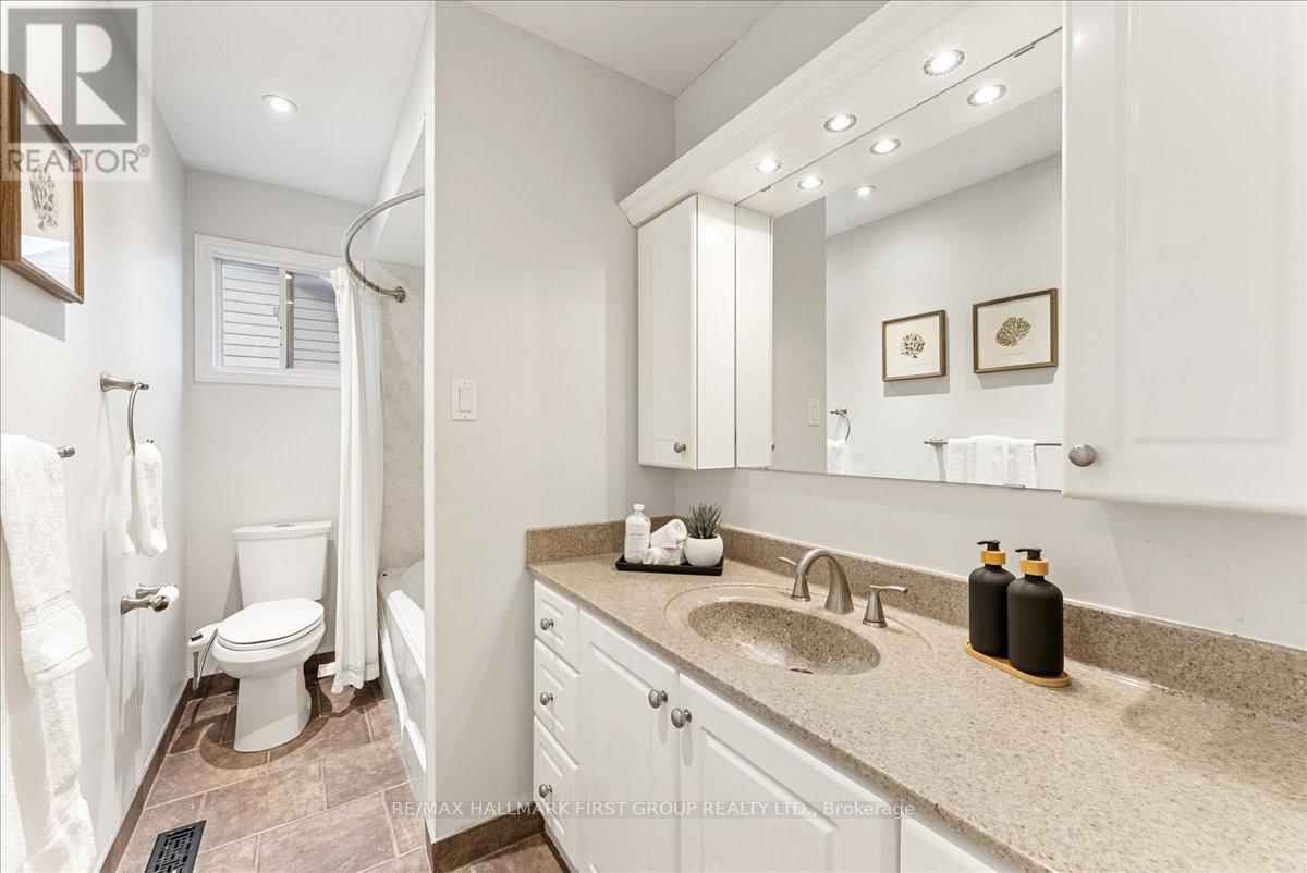 14 ROLLO DRIVE - 27